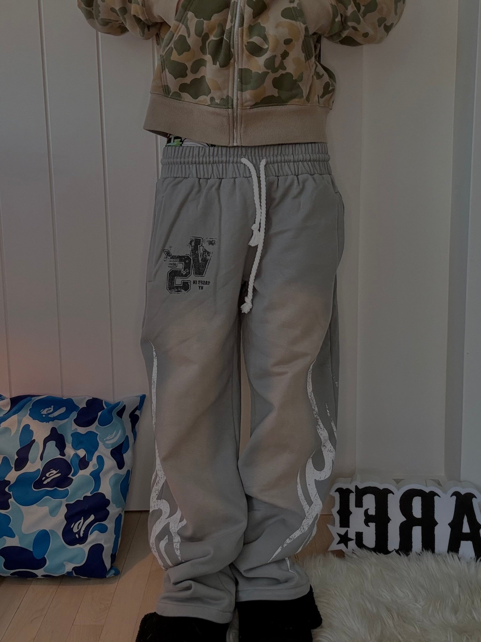 GREY VELARE SWEATS